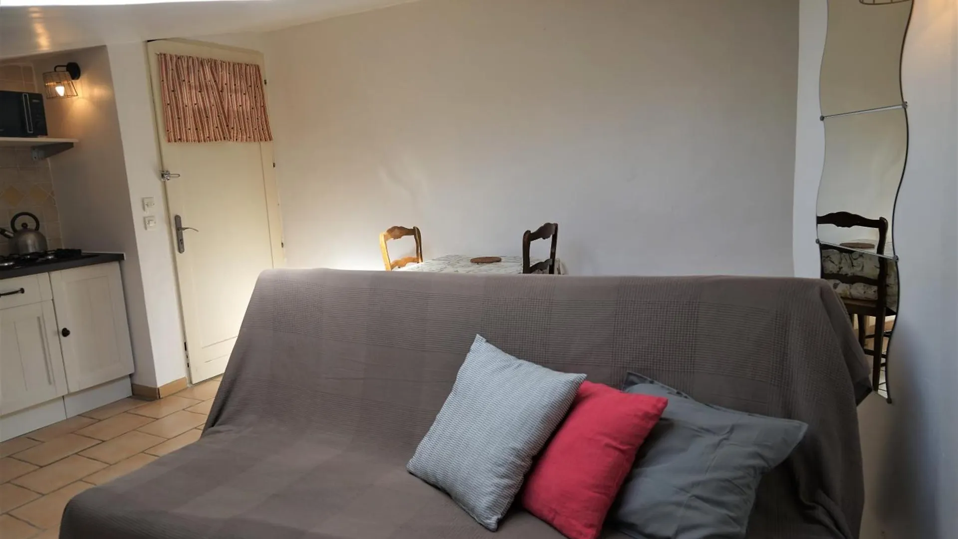 Les Citronniers Et Les Mimosas Apartment Hyeres 0*,